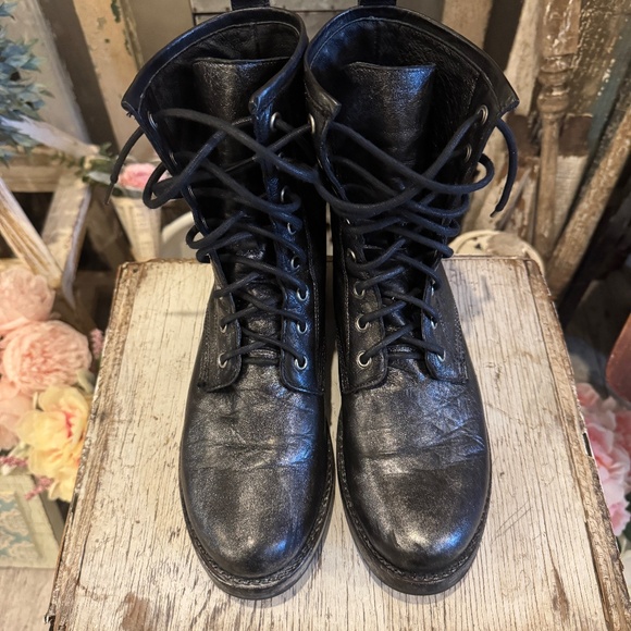 FRYE BOOT | LACE UP | COMBAT TYLER MOTO | BLK LEATHER SILVER METALLIC | VERONICA - Picture 3 of 15